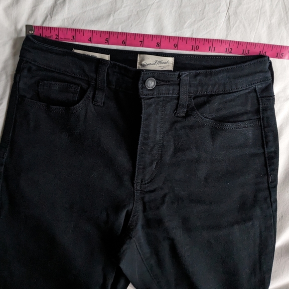 Universal Thread High Rise Skinny Jean - Picture 5 of 8